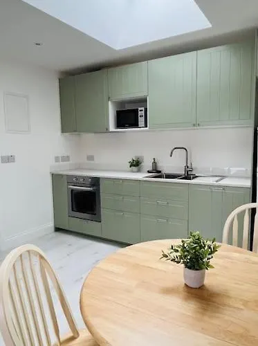 Апартаменты Private One On Lough Corrib, Oughterard